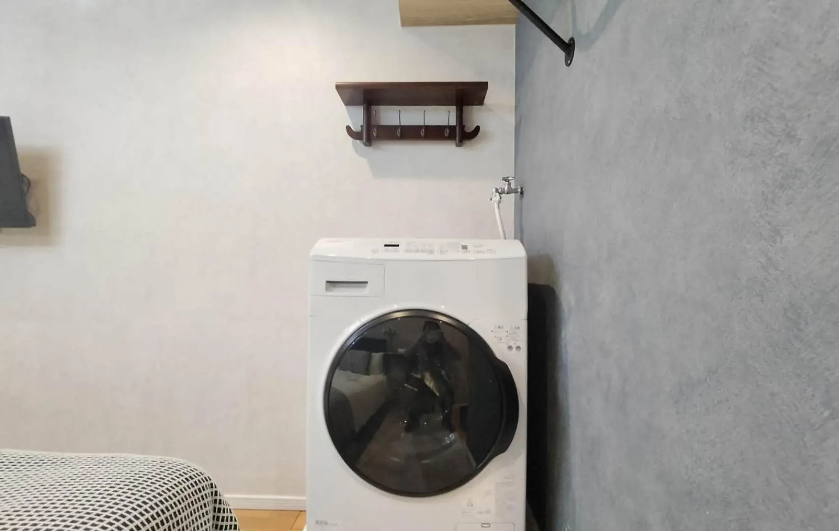 Aparthotel G22新宿最中心 東新宿站5分-Shinjuku Center 5 Mins To Station, Max 3 直达新宿 涉谷 表参道 池袋 上野 代代木 银座 原宿 Tokyo Japan